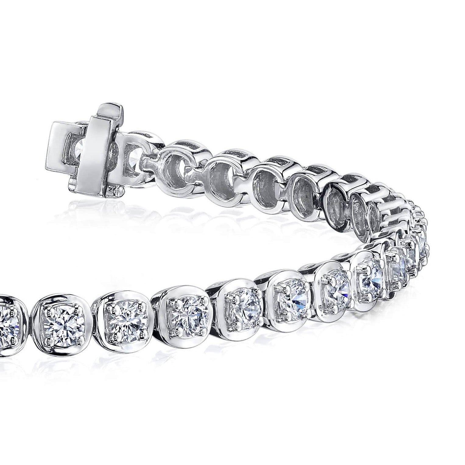 Cushion Inspired Round Diamond Bracelet