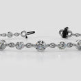 Load and play video in Gallery viewer, Alternating Diamond And Chain Link Bracelet
